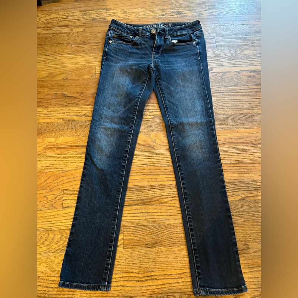 American Eagle women’s size 4 skinny jeans
